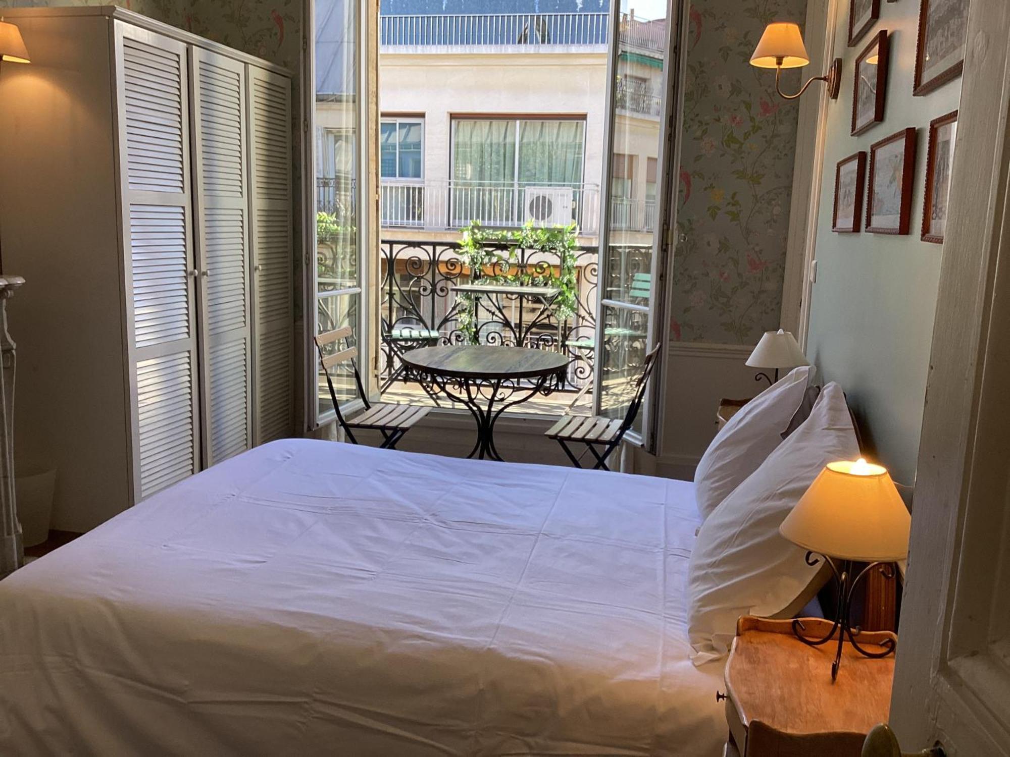 Bed And Breakfast Paris Quartier Champs-Elysees Exteriér fotografie